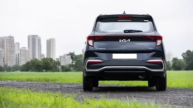 Sumartya car Rental - Car Rent in Jaipur kia carens grey